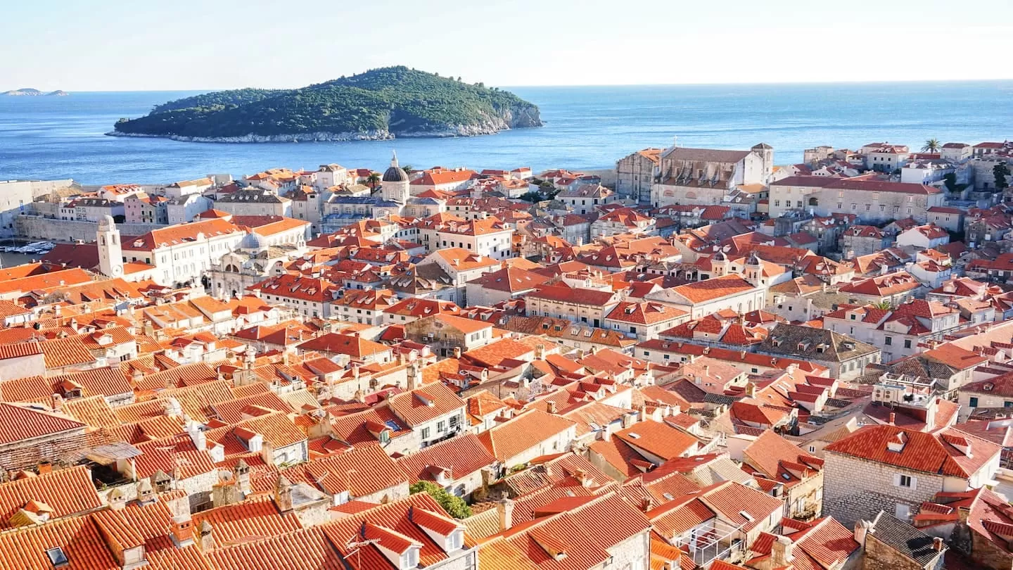 女子ひとり旅のススメ：厳選5カ国と安心楽しむコツ