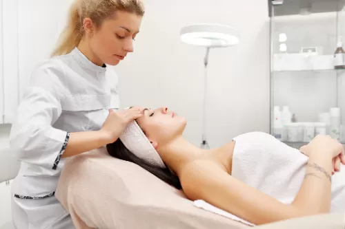 2025 Top Skin Treatment Trends: What’s New for Glowing Skin