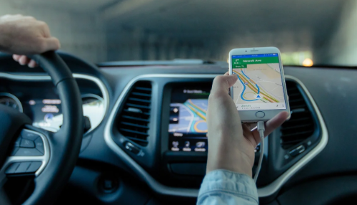 Top-GPS-Tracking-Devices-for-Ultimate-Vehicle-and-Fleet-Management