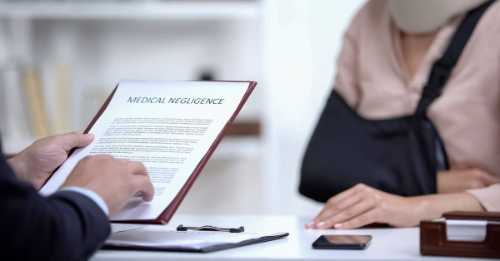 The Role of a Medical Malpractice Lawyer