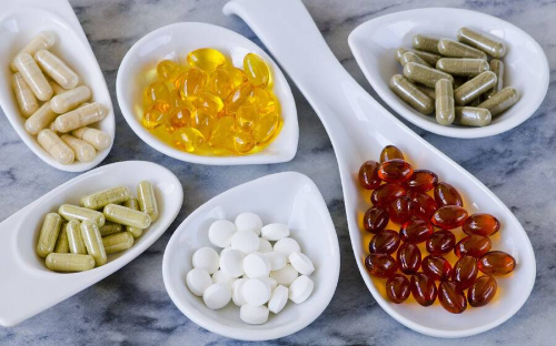 The Rise of Dietary Supplements: What Middle Aged Americans Need to Know